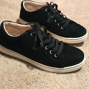 Ugg Black Suede Tie Sneaker Women Size 8